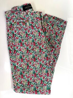 J.Crew Liberty of London print toothpick ankle jeans. Size 26 inseam 26.5”